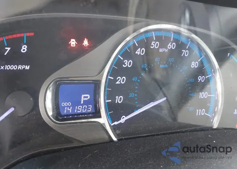 2014 Toyota Sienna Xle V6 8 Passenger из США, поврежденный, VIN 5TDYK3DC2ES485023